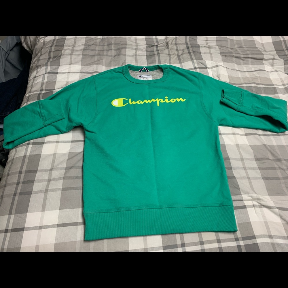 Authentic champion crew neck sweatshirt